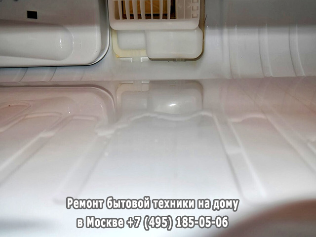 Стал громко работать холодильник причины