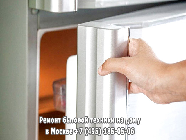 Начал гудеть холодильник причины